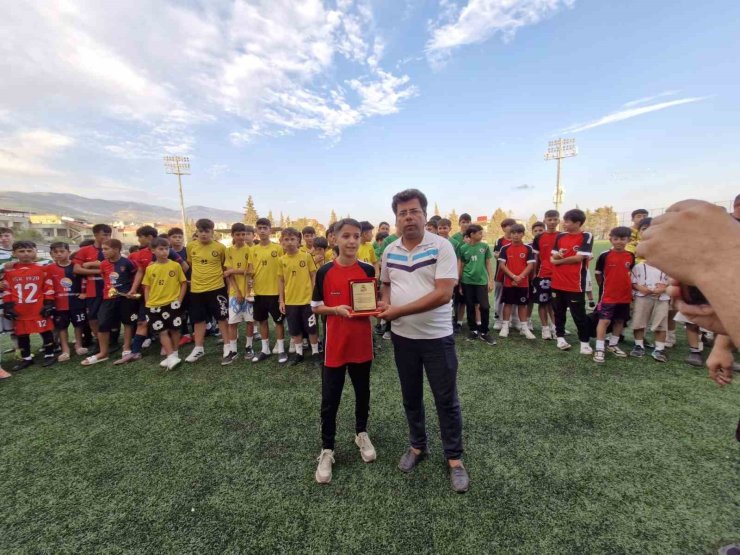 TSYD Kahramanmaraş Cup’ta şampiyon 1920 Kurtuluşspor