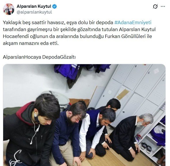 ’Kuytulcular’ üyelerinden namazda ‘selfie’