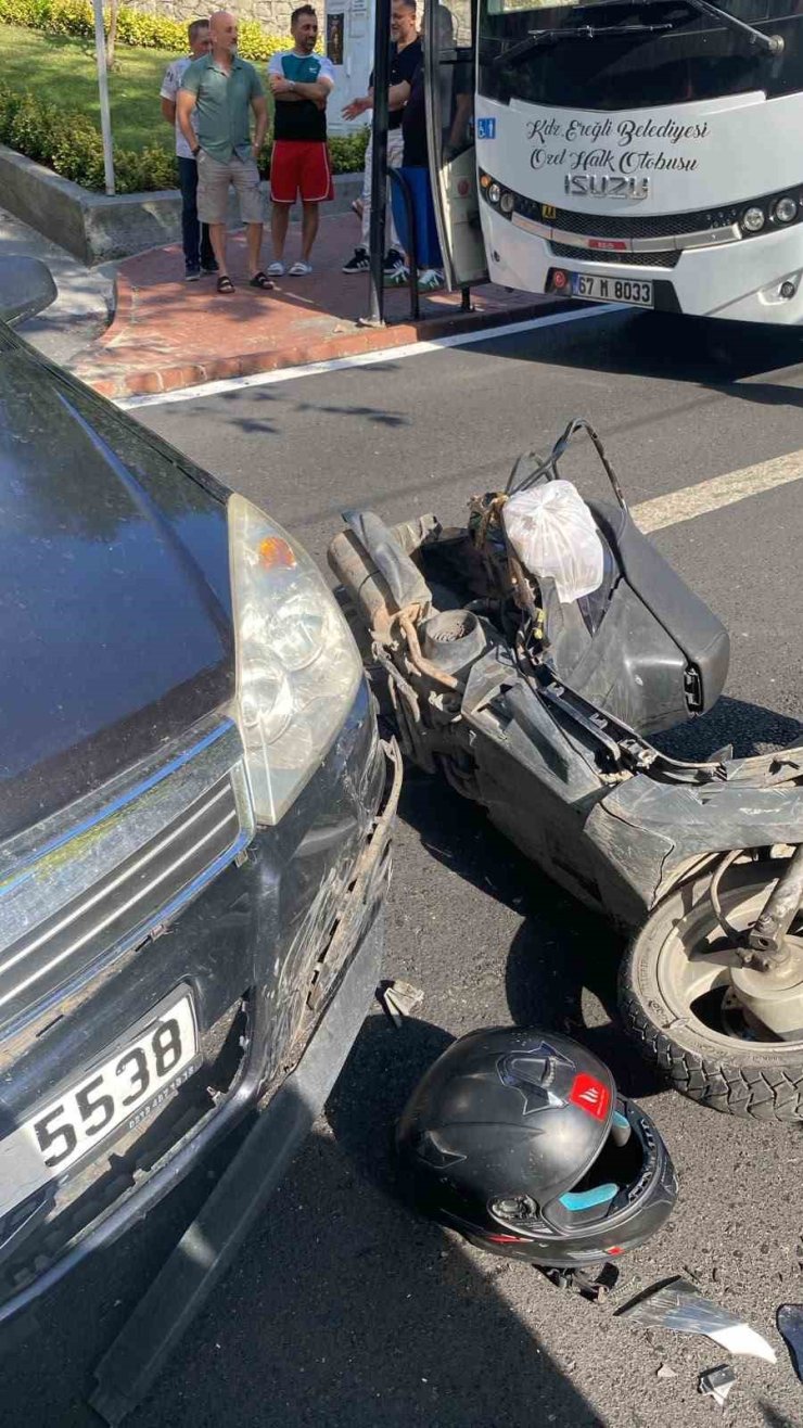 Karadeniz Ereğli’de yasak dönüş kazaya neden oldu; motosiklet sürücüsü yaralandı