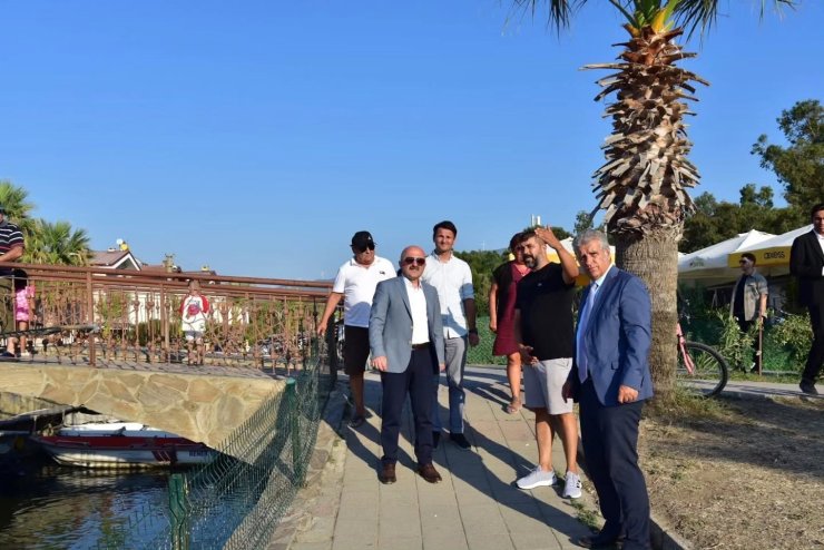 Vali Varol, Kuşadası’nda incelemelerde bulundu