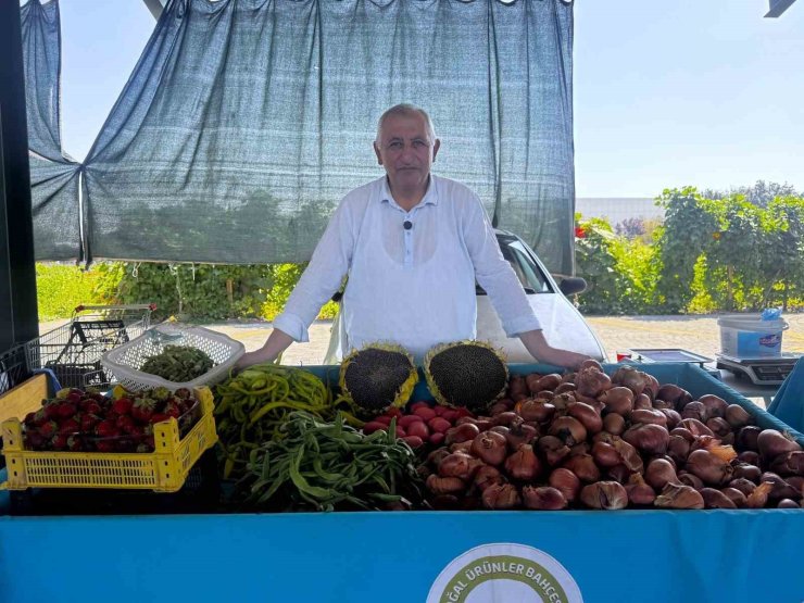 Doğal Ürünler Bahçesi Pazarı, organik gıdayı vatandaşlara sunmaya devam ediyor