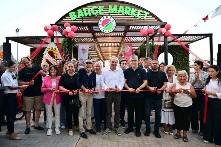 Kepez Belediyesi Bahçe Market’i Dokumapark’ta hizmete açtı