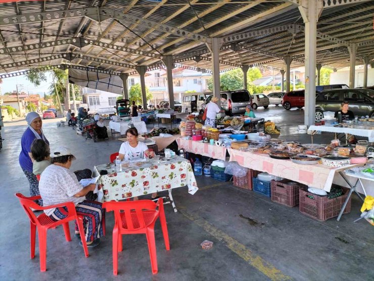 Köyceğiz Kadın Üretici Pazarı aile bütçesine katkı sağlıyor