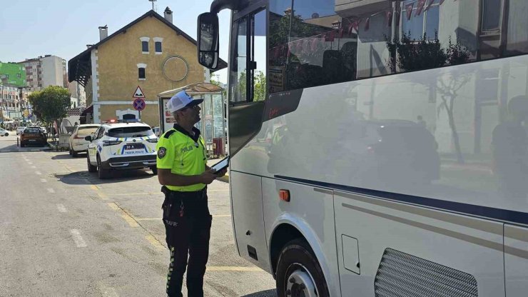 Bandırma’da trafik denetimleri arttı, araç kontrolleri 71 bini aştı