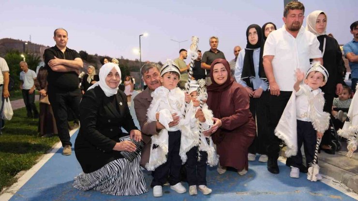 Erzincan’da sünnet şöleni geleneği bu yıl da sürdü