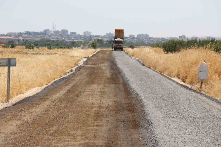 Hilvan’da 5 buçuk kilometrelik yol yenilendi