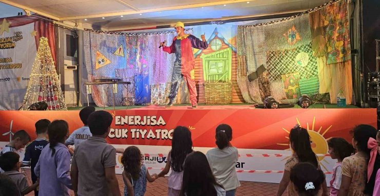 İskenderun’da "Enerjimi Koruyorum" çocuk tiyatrosu perdelerini açtı
