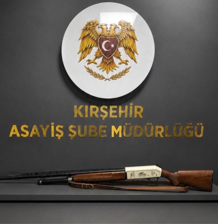 Kırşehir’de ruhsatsız tabanca ve av tüfekleri ele geçirildi