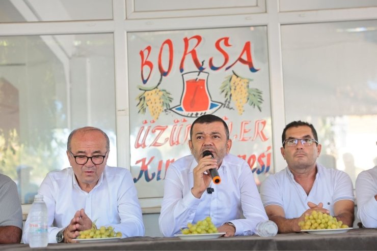 Başkan Çavuşoğlu, Buldan’da üzüm üreticileriyle buluştu