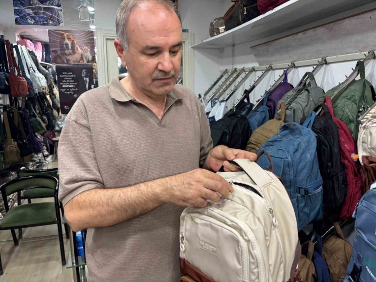 Yeni eğitim yılı öncesi çanta piyasasında son durum