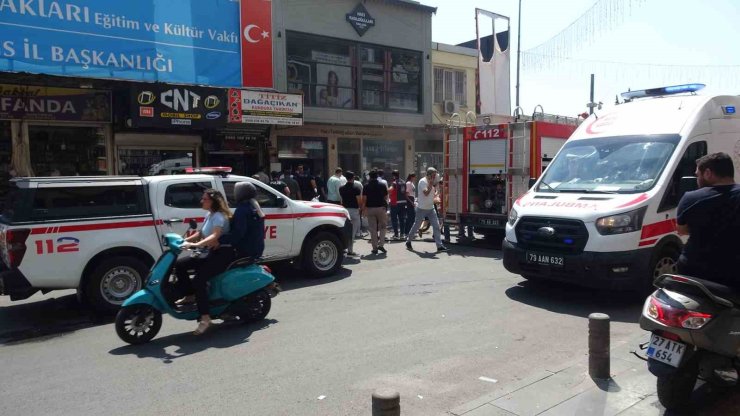 Kilis’te tatlıcı dükkanında yangın paniği