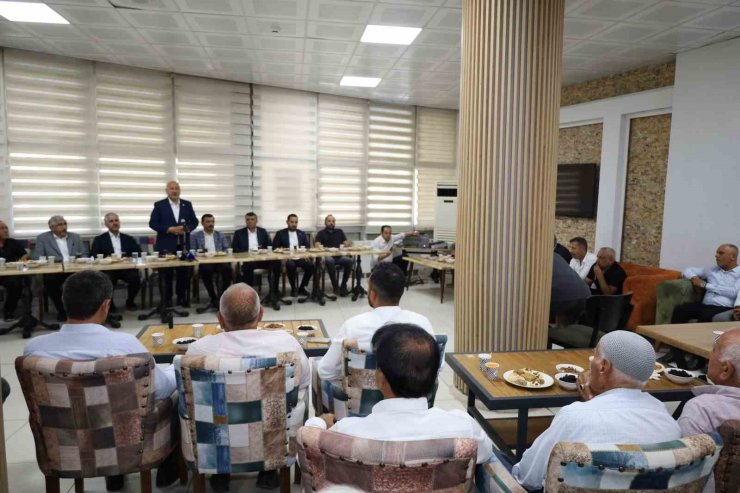 Kahta’da muhtarlarla istişare toplantısı yapıldı