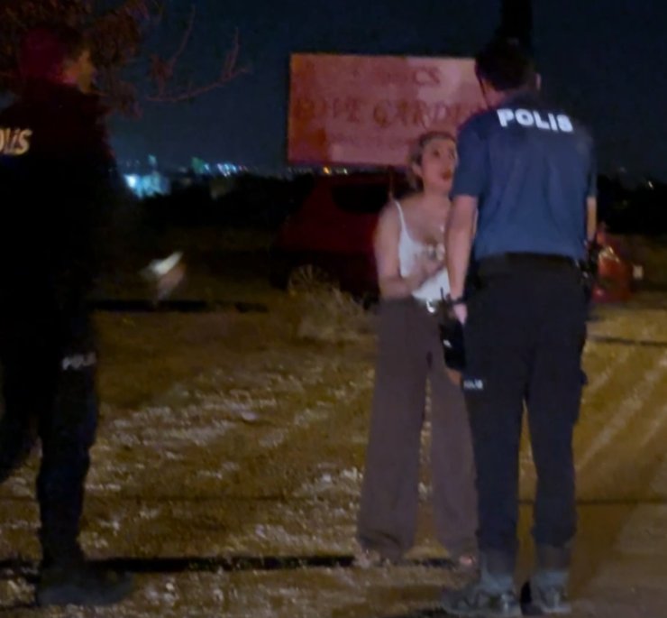 Stüdyo bahçesinde darp edilen kadını polis kurtardı