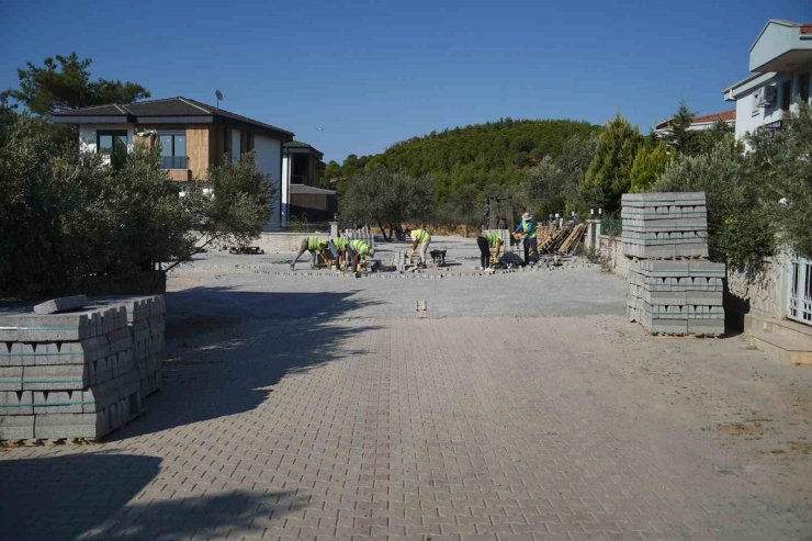 Ayvalık’ta yol yapım seferberliği