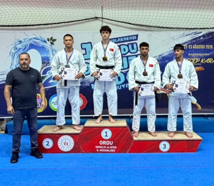 Bayburtlu judocudan bronz madalya