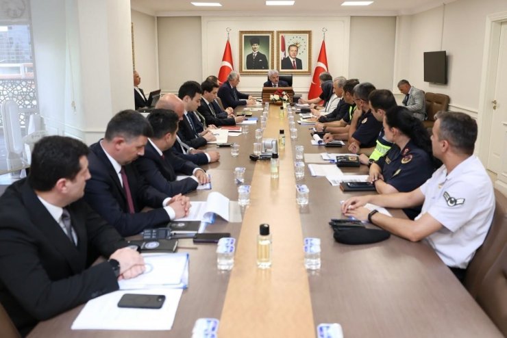 Düzce’de okul bahçe görevlileri için güvenlik toplantısı