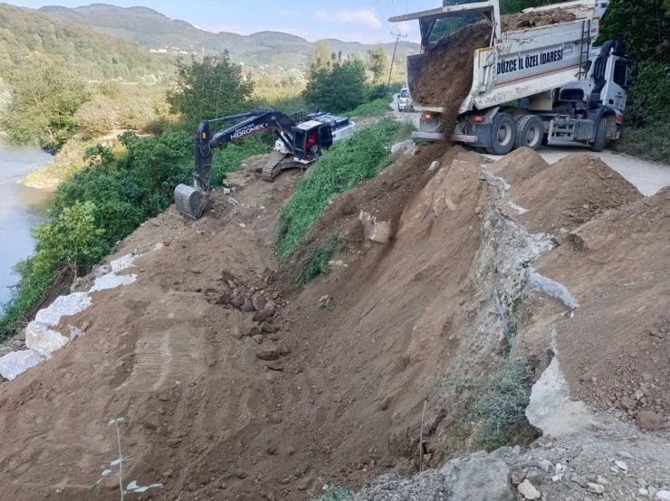 Dokuzdeğirmen köyünde heyelan çalışması