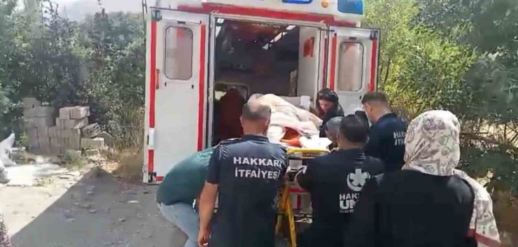 140 kiloluk hasta için itfaiye ekipleri seferber oldu