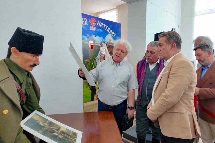 Efeler’de "Zaferden Kurtuluşa" sergisi tarihe ışık tutuyor