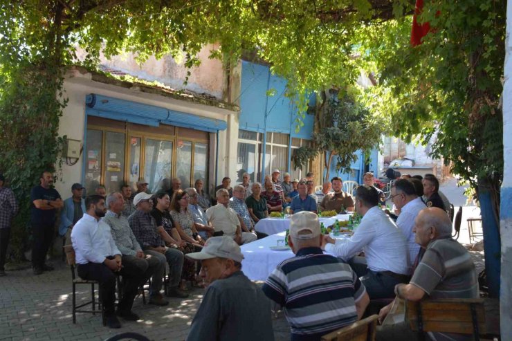 Salihli Kaymakamı Güldoğan, 3 mahallede talepleri dinledi
