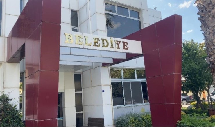 Seferihisar’ın tutuklu eski Belediye Başkanı’nın makam sürücüsü gözaltına alındı