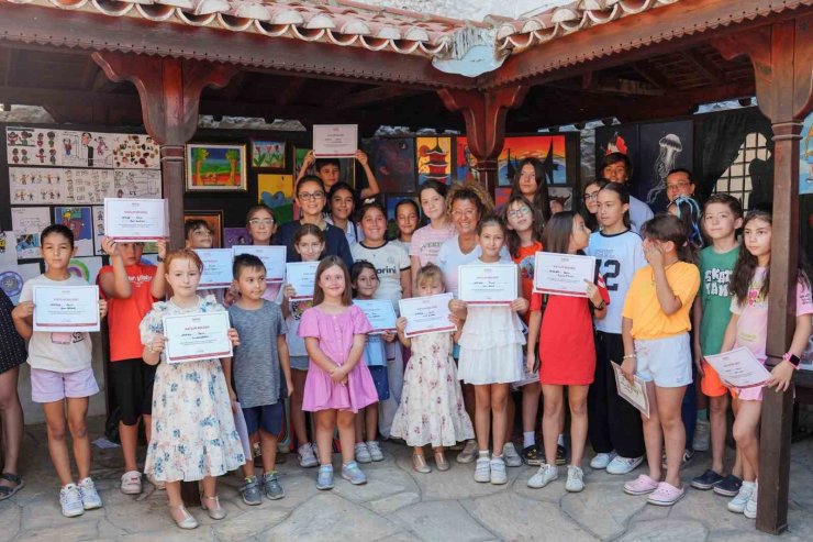 Menteşe’de yaz kursları yılsonu sergisiyle sona erdi