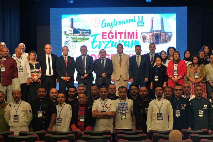 Erzurum’da gıda güvenliği, pişirme teknikleri ve toplu yemek üretimi zirvesi