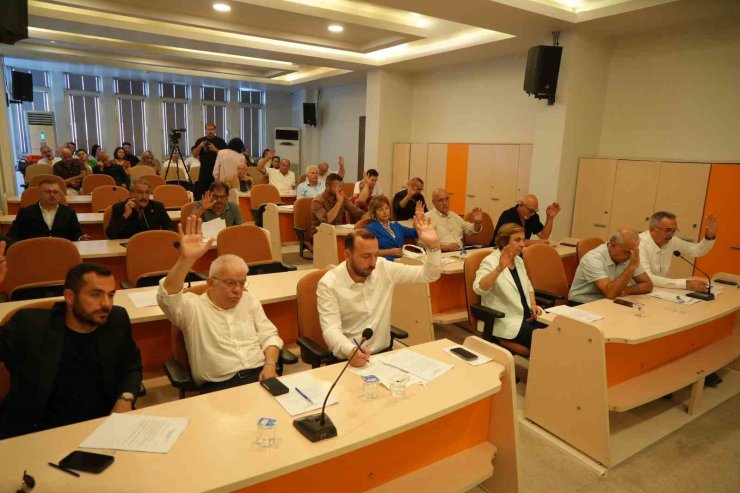 Atakum Meclisi’nde gündem 4,5 aydır ödenemeyen maaşlar: Teminat mektubu bekleniyor