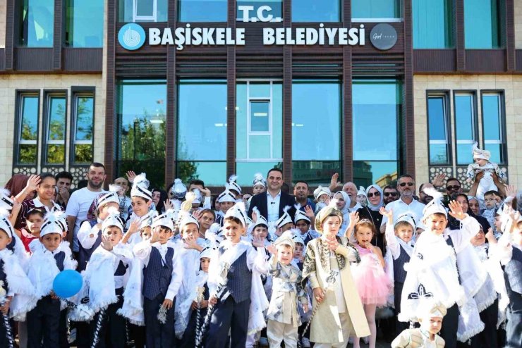 Başiskele’de 180 çocuk sünnet coşkusu yaşadı