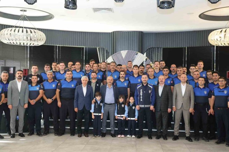 Başkan Büyükgöz zabıta personeliyle buluştu