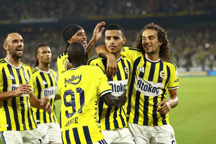 Fenerbahçe’de 4 futbolcu ilk kez derbi heyecanı yaşayacak