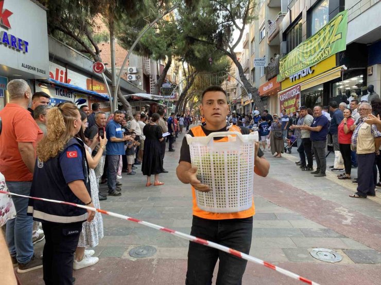 30 kiloluk kelterlerle kıyasıya yarıştılar