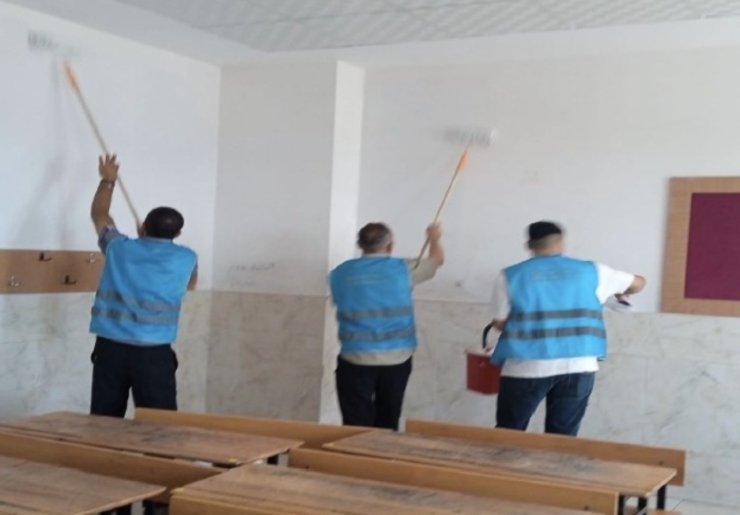 Mersin’de denetimli serbestlik yükümlülerinden 6 okulda bakım ve tadilat