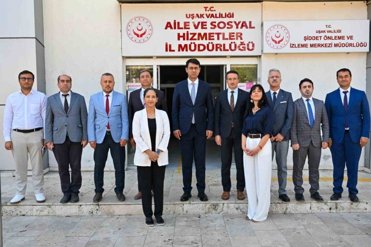 Uşak’ta sosyal hizmet çalışmaları değerlendirildi