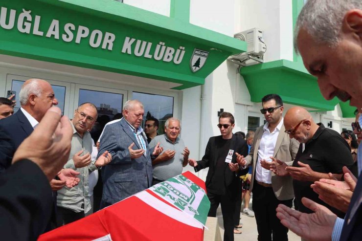 Latif Sakıcı’ya Muğlaspor’da veda