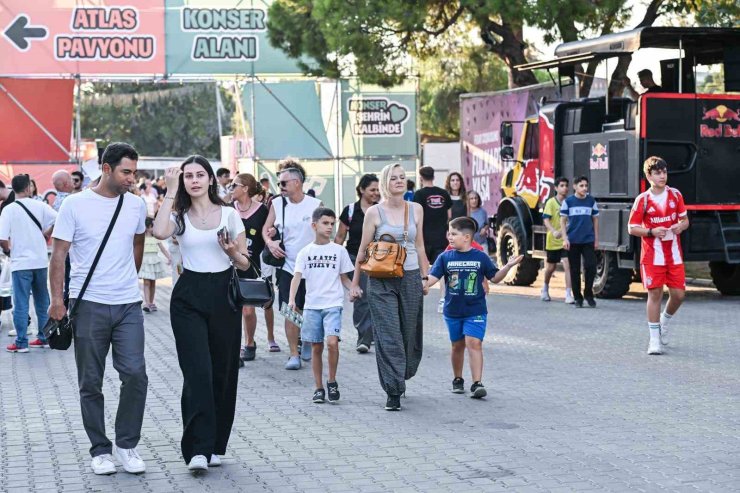 İEF’de kültür, sanat ve eğlence bir arada
