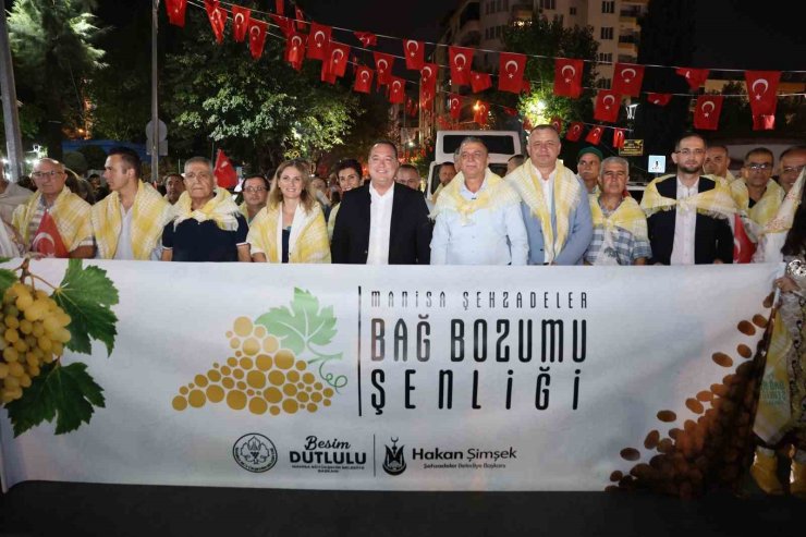 Bağ Bozumu coşkusu kortejle taçlandı