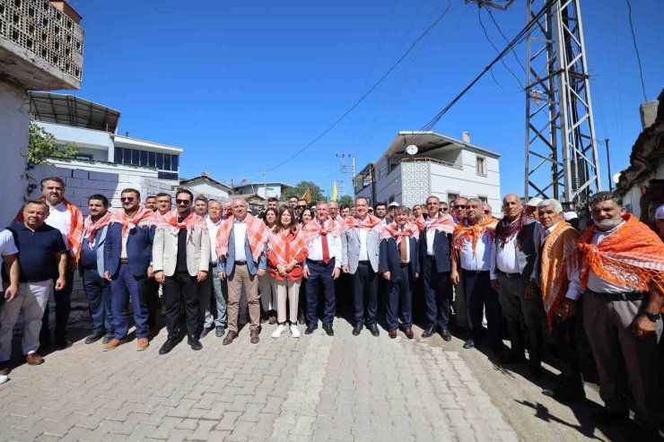 Başkan Şimşek, Bağ Bozumu ve Yörük Kültür Şenliği’ne katıldı