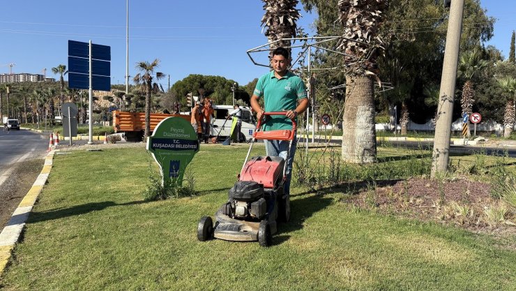 Kuşadası’nın ana arterlerinde hummalı çalışma