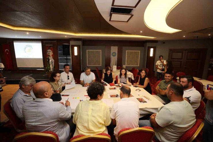 Şehzadeler’de Bağcılık ve Tarım Çalıştayı düzenlendi
