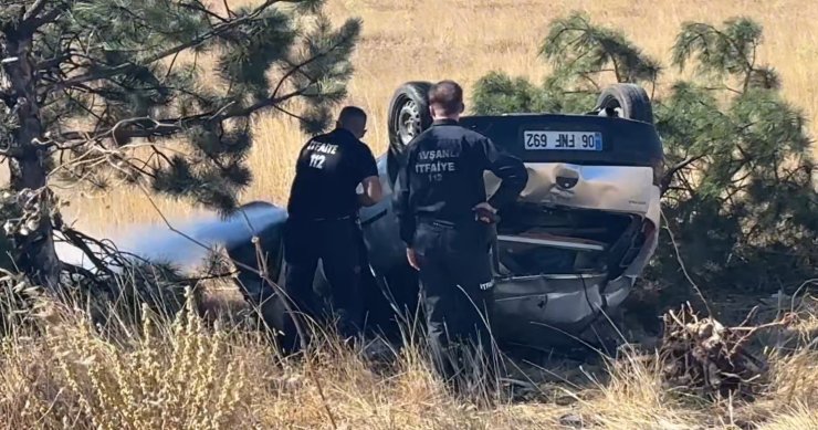 Tavşanlı’da trafik kazasında takla atan otomobilden yara almadan kurtuldu