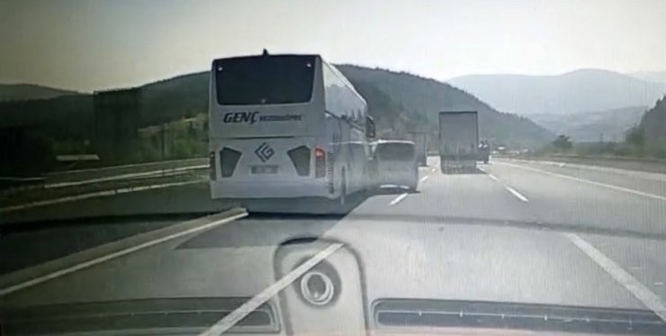 Yolcu otobüsünün önünde takla atan araçtan acı haber: Üniversite öğrencisi hayatını kaybetti