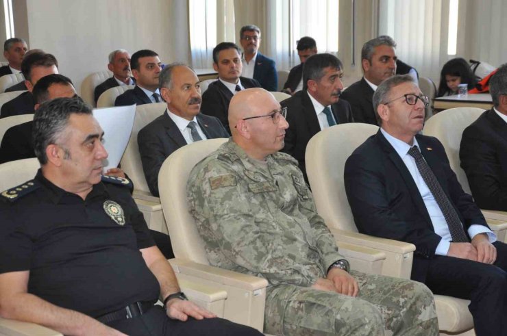 Kars’ta İRAP Toplantısı gerçekleştirildi: Afet risklerine karşı hazırlık masaya yatırıldı