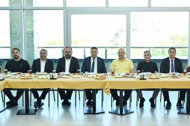 Kayseri OSB’de Deprem Güvenliği, Riskler ve Çözümler Toplantısı gerçekleştirildi