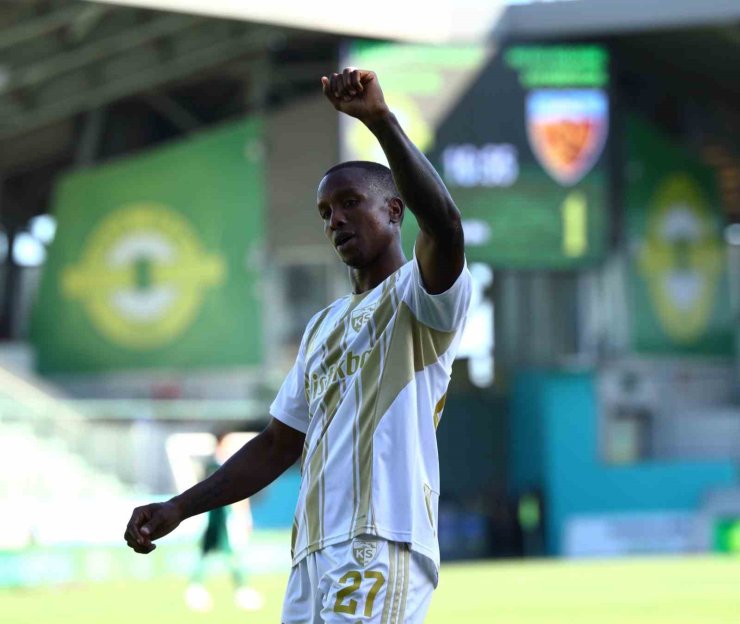 Daniel Moreno gol perdesini araladı