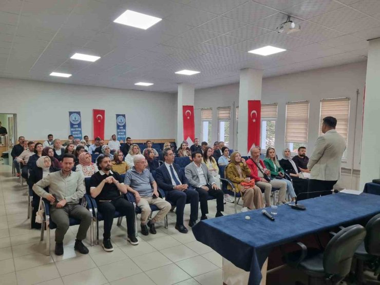 Akran zorbalığıyla mücadelede yeni bir model için ilk adım atıldı