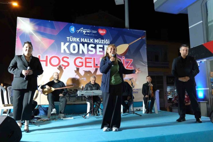 Çorum Belediyesi’nin mahalle şenliğinde vatandaşlar unutulmaz bir akşam yaşadı