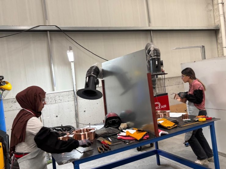 Manisa’da ’Sanayide Kadın Eli" projesinde önemli aşama