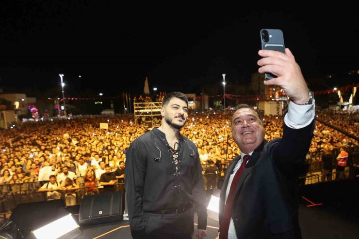 Manisa’nın kurtuluşunun 104. yılı Semicenk konseriyle kutlandı