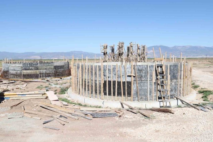 Kumlu’da atık su arıtma tesisinin yüzde 65’i tamamlandı